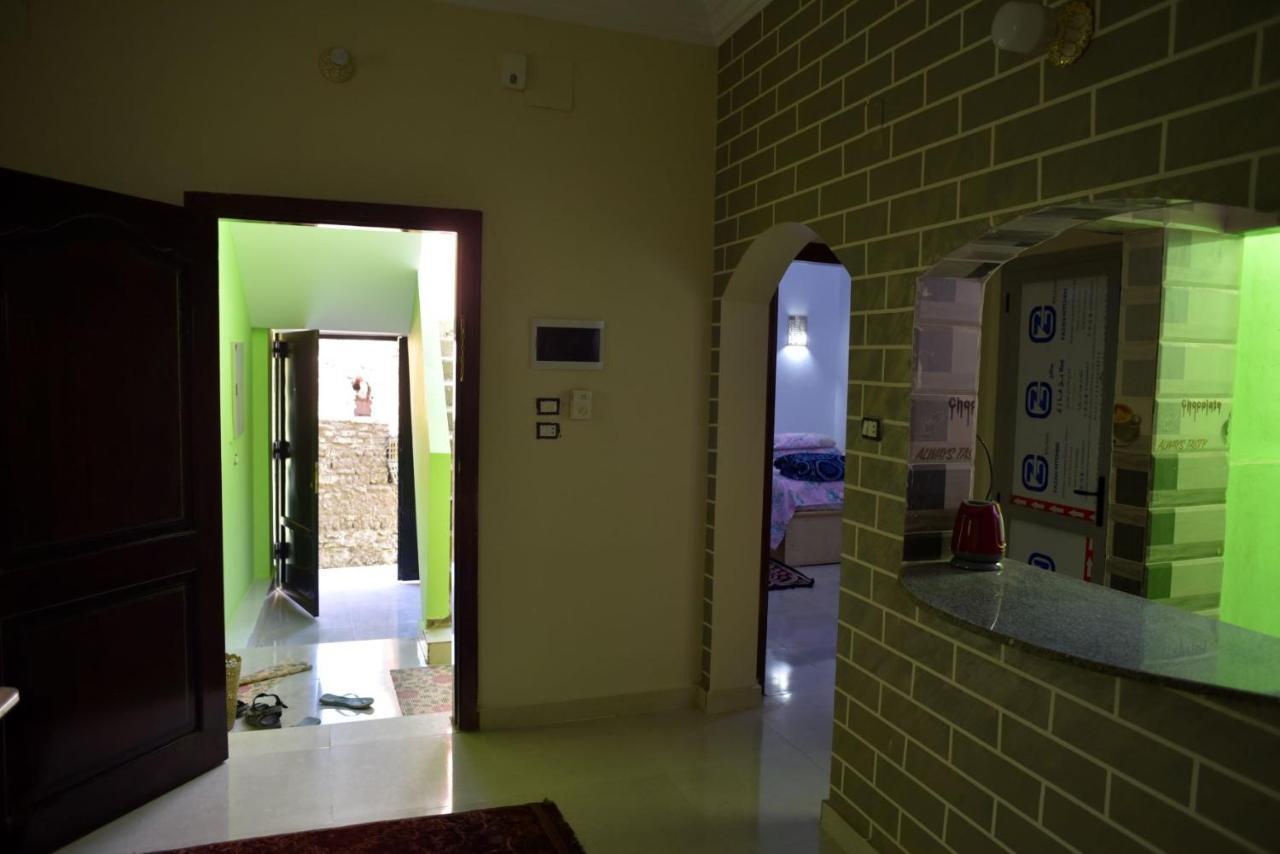 Nubian Queen Guest House Assuan Esterno foto